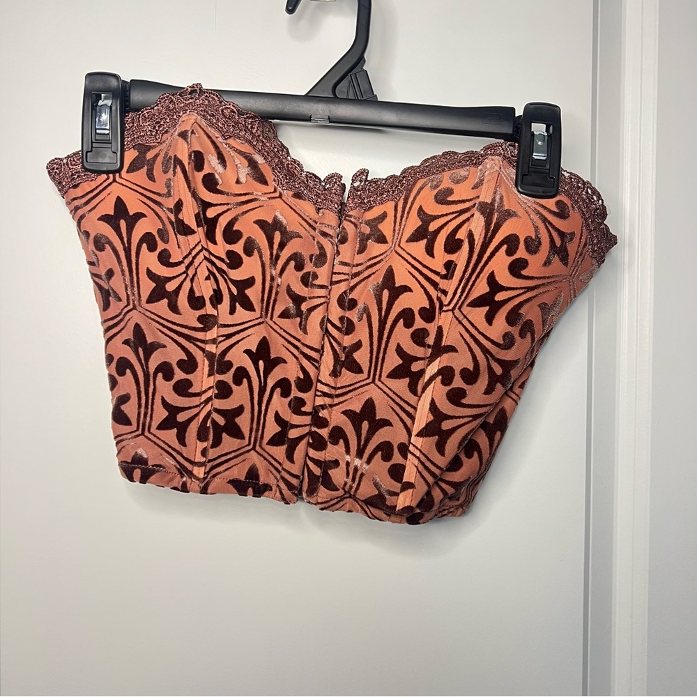 NWT Charlotte Russe Bustier Top SzM Cropped Pinkish Brown Velvet Stretchy Hooks